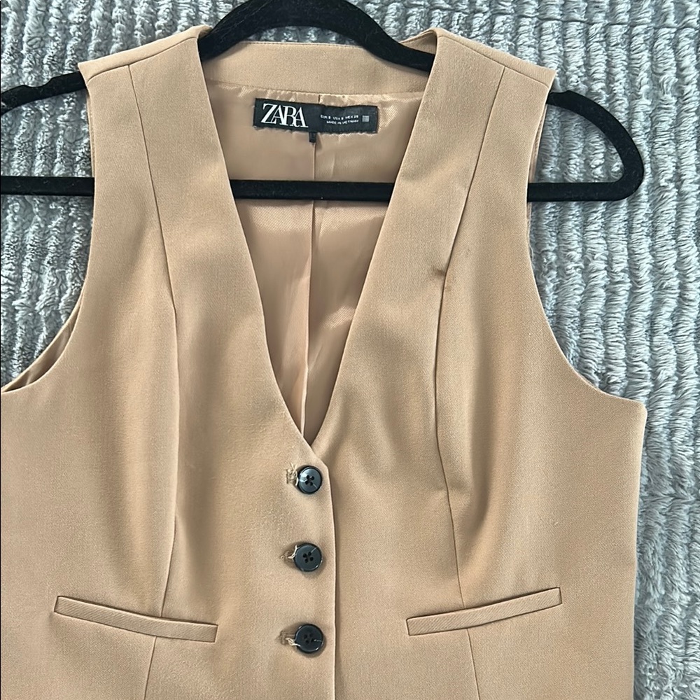 Zara Tan Sleeveless Vest